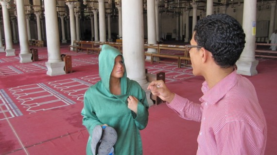 Liz entering Amr Ibn Mosque Amr Ibn Mosque