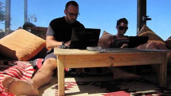 Lounging on the Red Sea FREE Wifi on the Red Sea