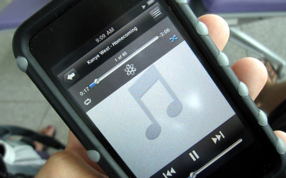 Traveling with a Smart Phone Traveling with a Smart Phone