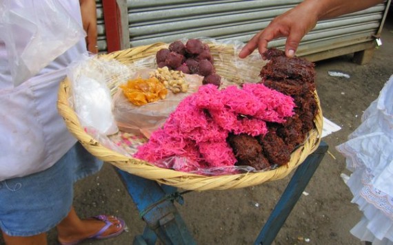 Coco snacks in Granada