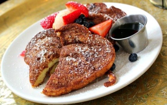 660 at the Anglers - Tres Pancakes
