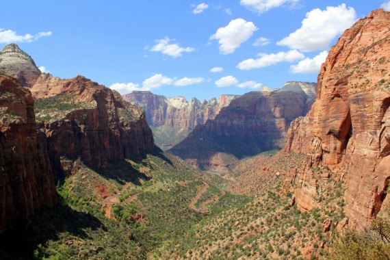 Canyon Overlook Trail - Zion National Park 