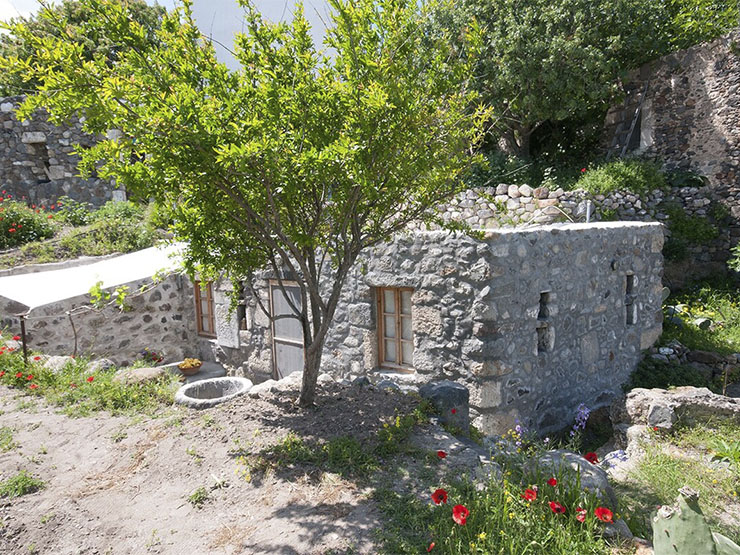 Stone House Nysiros